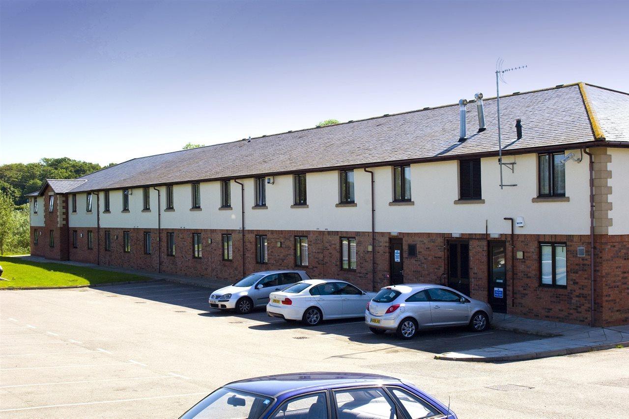 Premier Inn Premier Inn Silverstone Syresham Exterior photo
