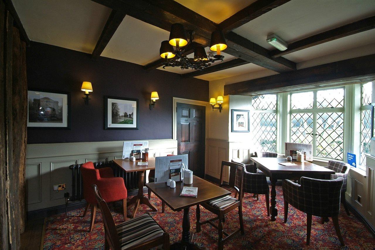 Premier Inn Premier Inn Silverstone Syresham Exterior photo