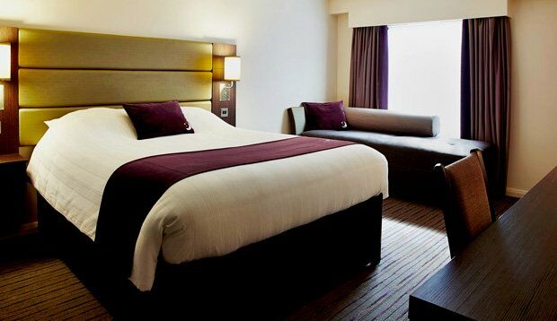 Premier Inn Premier Inn Silverstone Syresham Exterior photo
